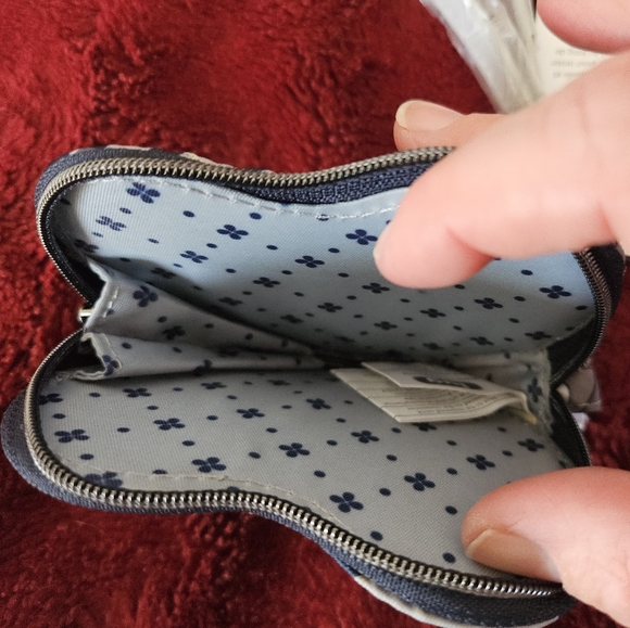 NWT Lug Heart Pouch + Satin Luxe Strap = Wristlet, $30 Retail See Screenshots - Picture 5 of 11